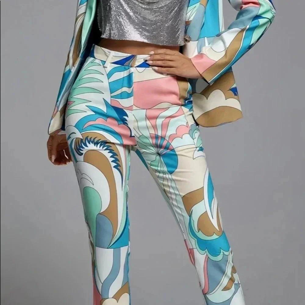 Business/Evening Suit - Picture 3 of 9